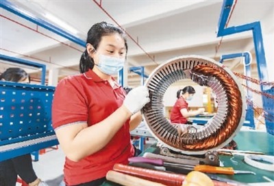 新基建驅(qū)動(dòng)“一業(yè)帶百業(yè)” 移動(dòng)互聯(lián)網(wǎng)技術(shù)的核心引擎作用與未來(lái)前景